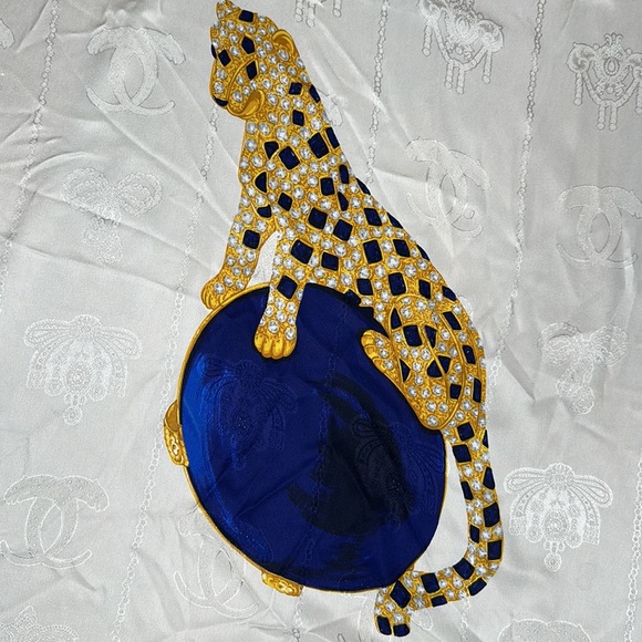 Panther Cartier scarf - Picture 2 of 5